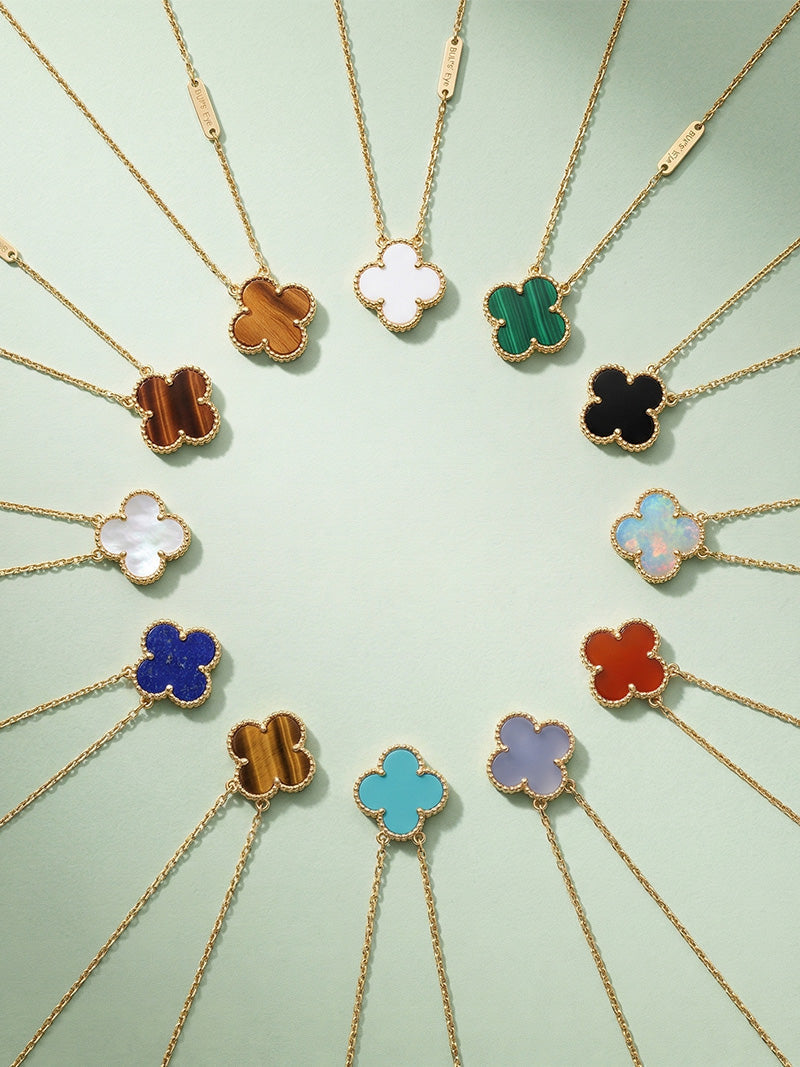 【徹底解説】ヴァンクリーフ&アーペル「アルハンブラ」素材別の魅力とは?あなたに合う素材の見つけ方