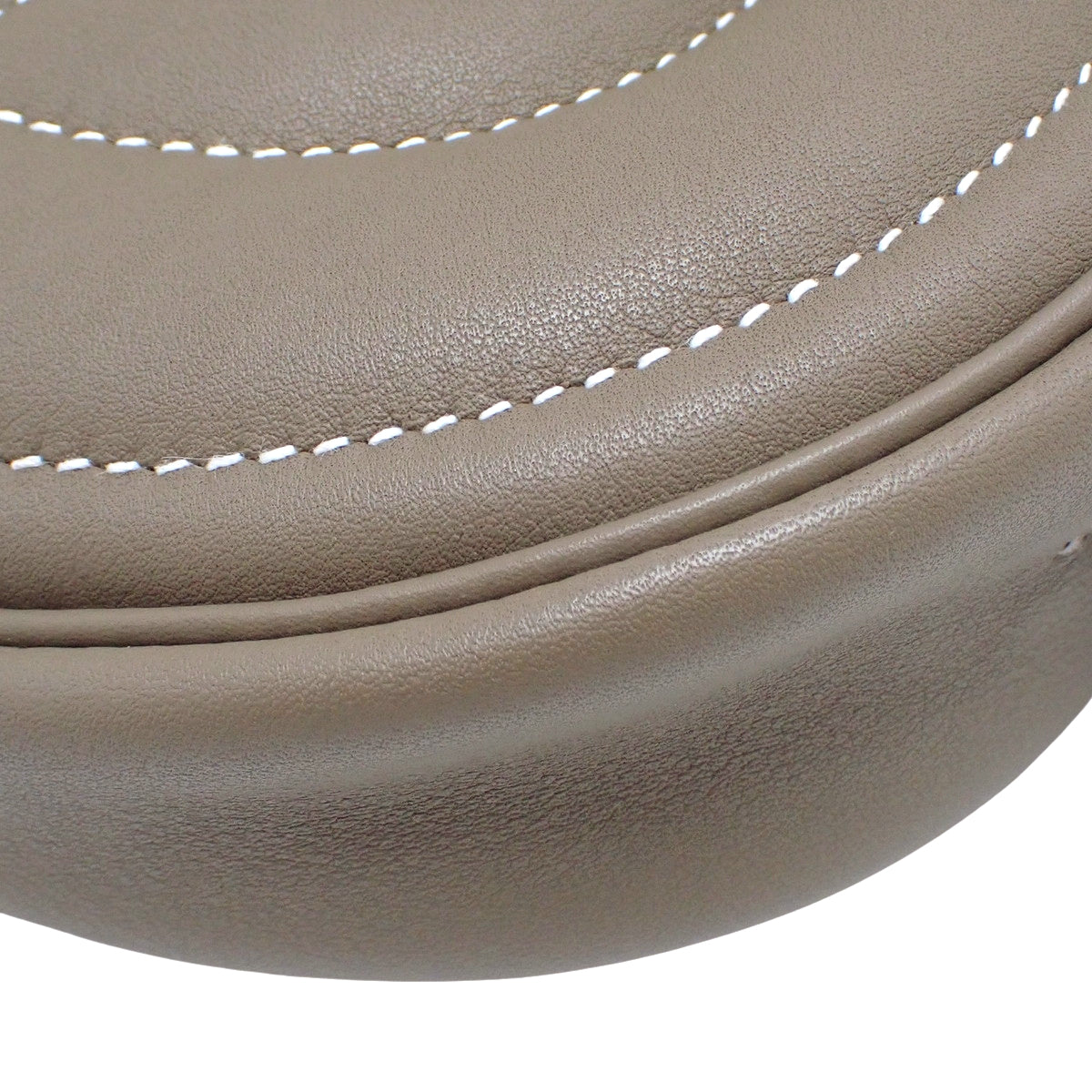 In the Loop Verso Voss Swift Palladium Hardware Etoupe/Etoupe Silver Hardware B stamp