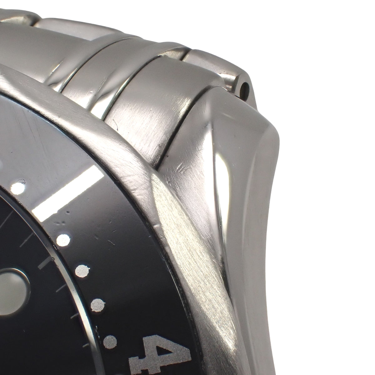 Seamaster Diver 300M Professional Co-Axial 007 James Bond Limited Edition of 10,007 pieces 212.30.41.20.01.001 Stainless Steel Black Automatic Men's Watch