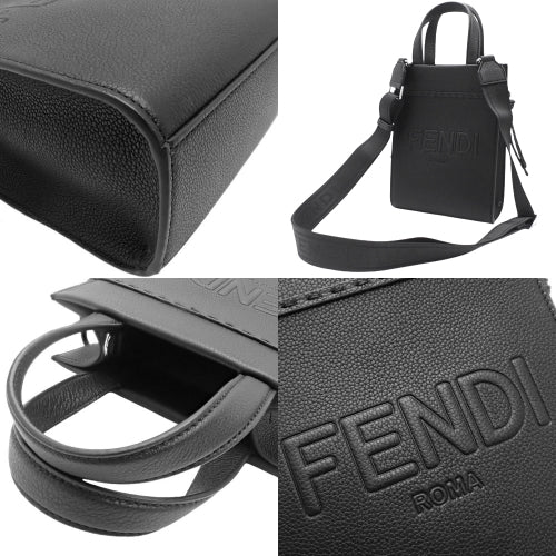Go To Shopper Small, Full-Grain Leather, Black, 7VA584AMACF0GXN (currently available as of December 2023), 2-way shoulder bag/handbag.
