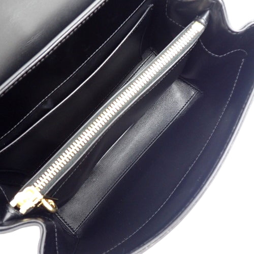 16 Sez Small Calfskin Black 188003BEY.38NO (Currently in production as of February 2024) 2-way shoulder bag, can be worn on the shoulder or crossbody.