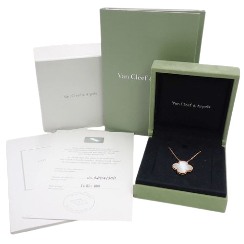 Magic Alhambra Mother of Pearl Pendant (VCAR041300) in 18K Pink Gold with Warranty. Features a shell and four-leaf clover.