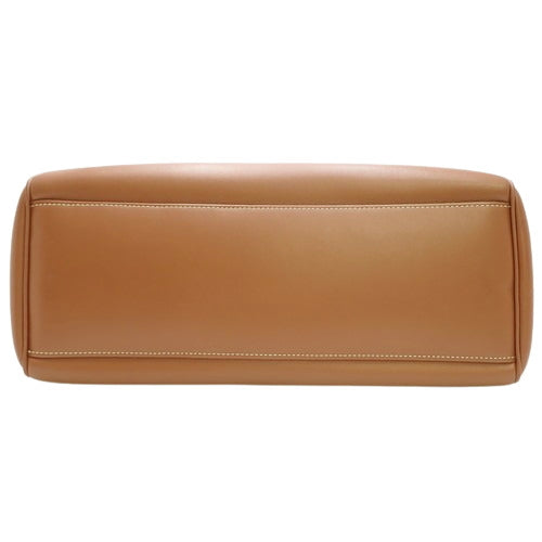 Medium Soft 16 Sèze bag, smooth calfskin, tan, 195543CR4.04LU (currently available as of July 2024), shoulder bag/tote bag.