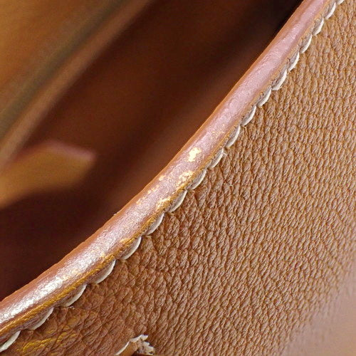 Kelly 28 (inner-stitched) Togo leather, gold hardware, □F stamp.