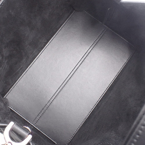 Dior Toujours bag in small size, made of macro-canalé calfskin in black, M2822OSHJ_M900 (currently available as of August 2024). Mini bag.