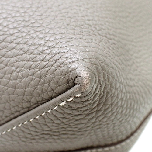 Double Sense 45, Triomphe Clemence, Olive Green/Etoupe, □P stamp.
