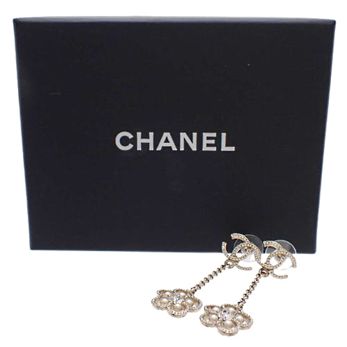 Coco Mark Pearl Flower Swing Earrings, Metal (GP), Rhinestone, Fake Pearl, Accessory, Jewelry, Hanging Flower