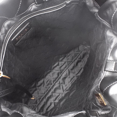 Matelasse Chanel 22 Drawstring Backpack in Leather
