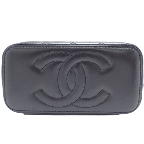 Matelasse Coco Mark Vanity Chain Shoulder Pouch in Lambskin, AP2199