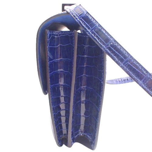 Constance 3 Mini、Constance 18、鳄鱼皮和鳄鱼皮、钯金金属配件、蓝色电光、印章