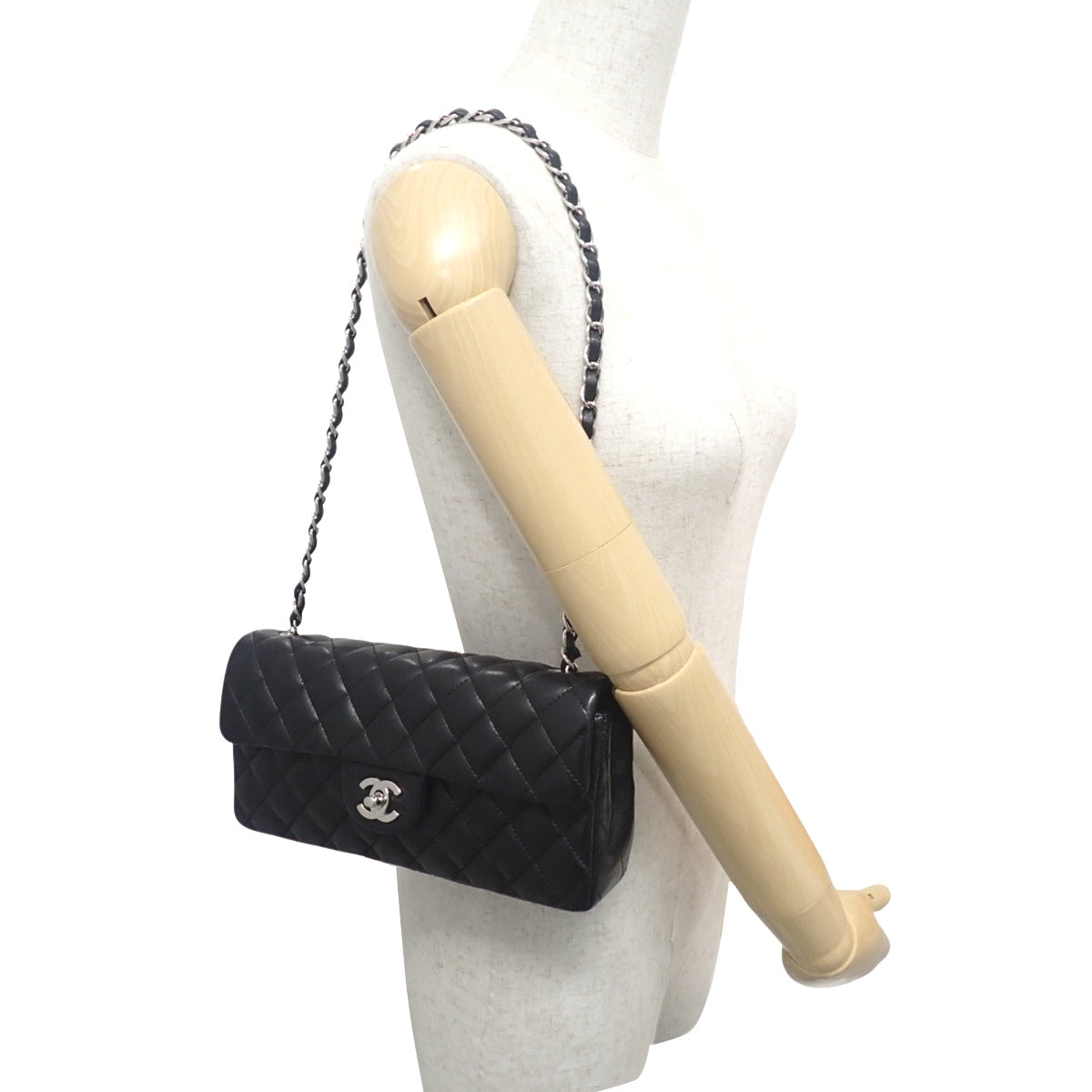 黑色羊皮绗缝 Coco Mark 链条单肩包