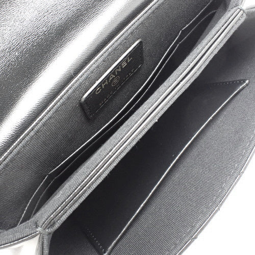 Matelasse Flap Phone Case in Lambskin, AP3373