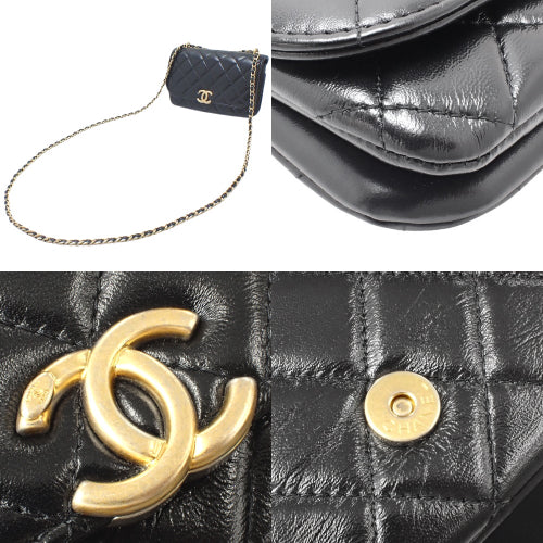 Matelasse Flap Phone Case in Lambskin, AP3373