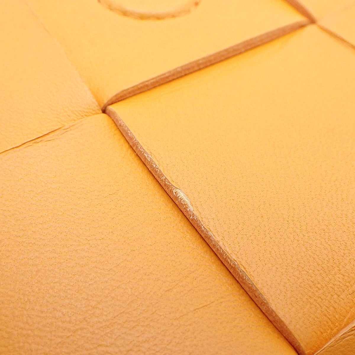 Intrecciato Cassette Classic Lambskin