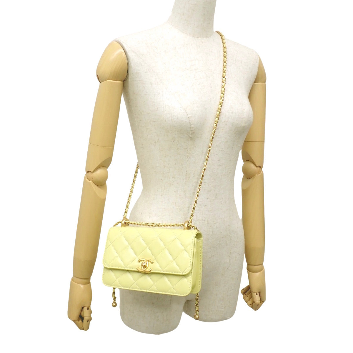 Matelasse Coco Mark Chain Shoulder Bag, Leather, Yellow