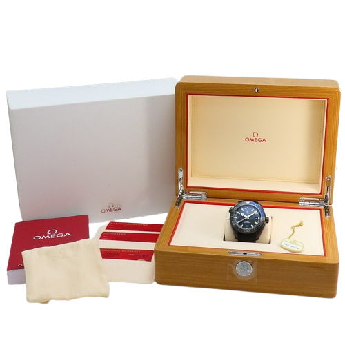 215.92.46.22.01.002 海马系列海洋宇宙腕表 CE 自动上链 黑色