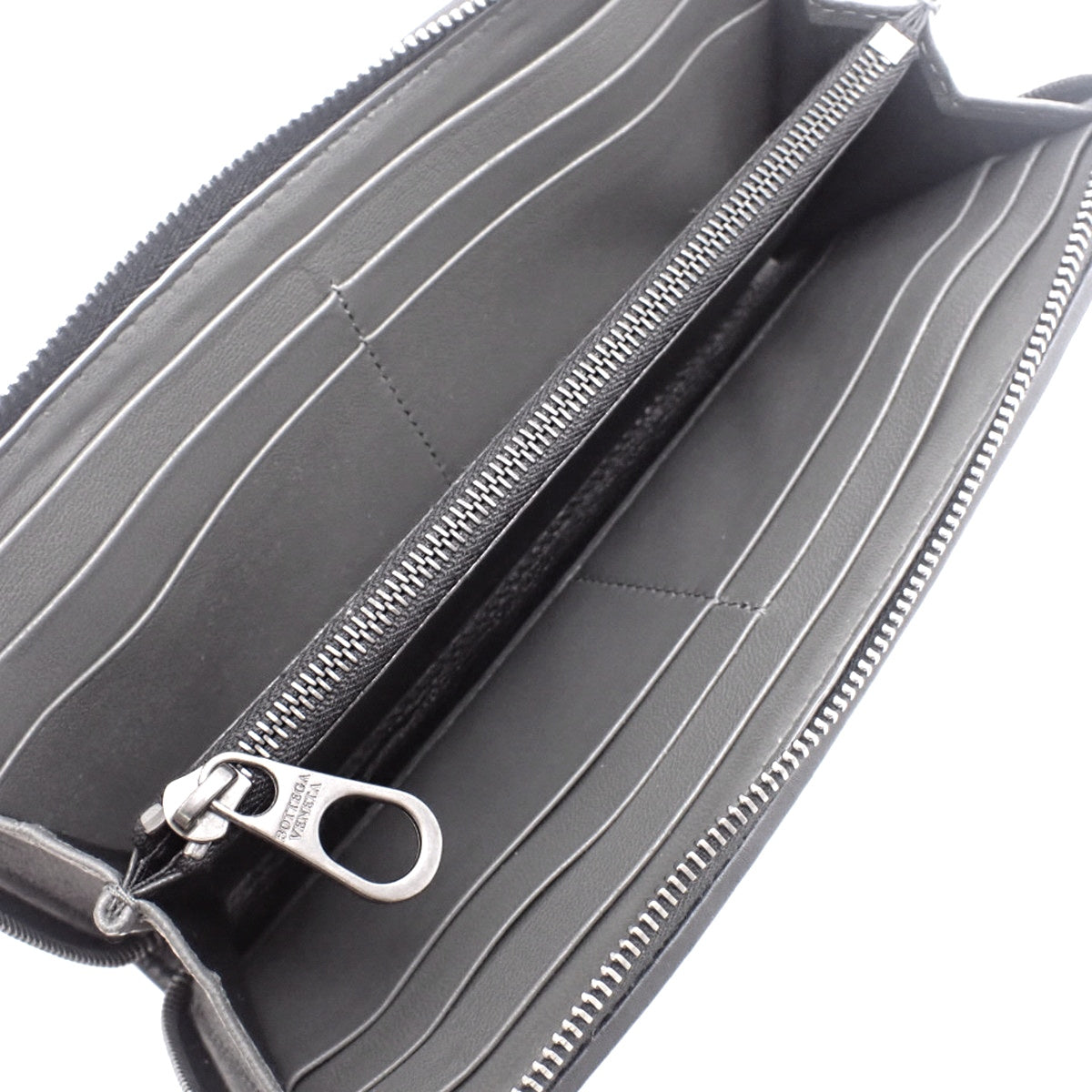 Intrecciato Round Zip Wallet, Calfskin, Black, 510643