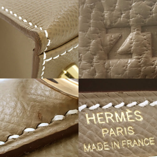 Kelly 28(外缝线)Epsom 皮革,象牙白/象牙白,Z 字形印花