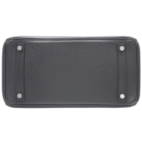 Taurillon Clemence 皮革 Birkin 30 包,配以钯金配件和 L 字样印记