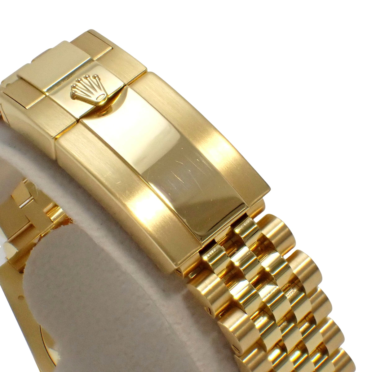 126718GRNR GMT-Master II K18 Yellow Gold YG, random serial number, automatic winding, black dial.