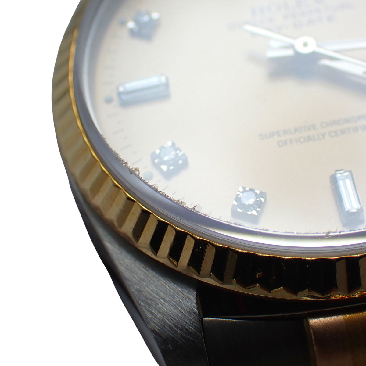 M18039 日期星期显示腕表,白金/黄金/玫瑰金材质,约1985年,自动上链,米色表盘,10颗钻石,三色金表链。