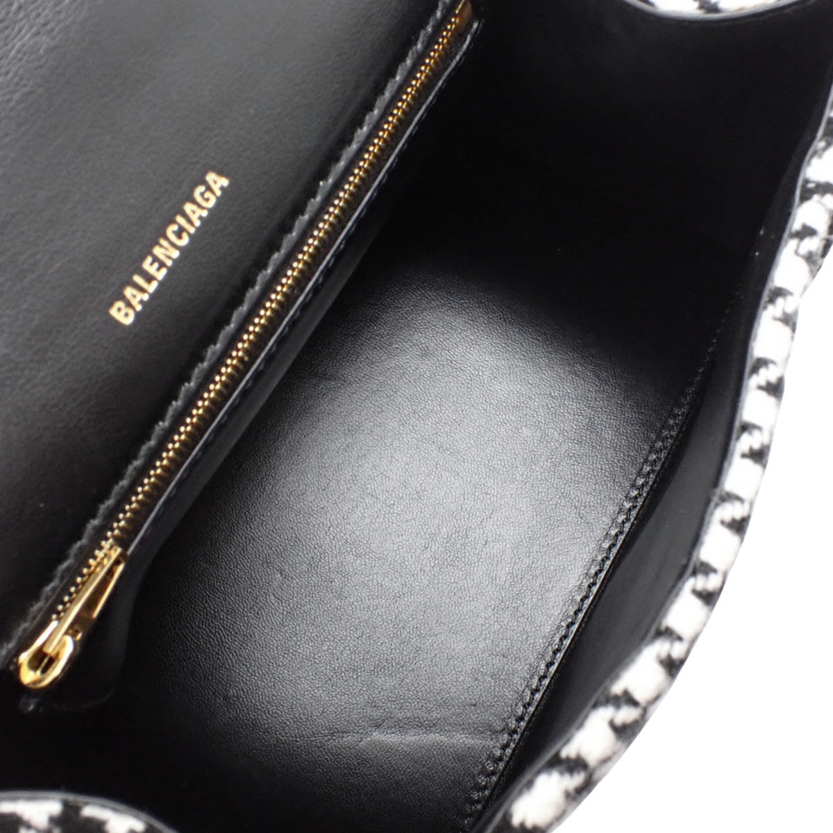 アワーグラス トップハンドル バッグ ツイード レザー ブラック ホワイト