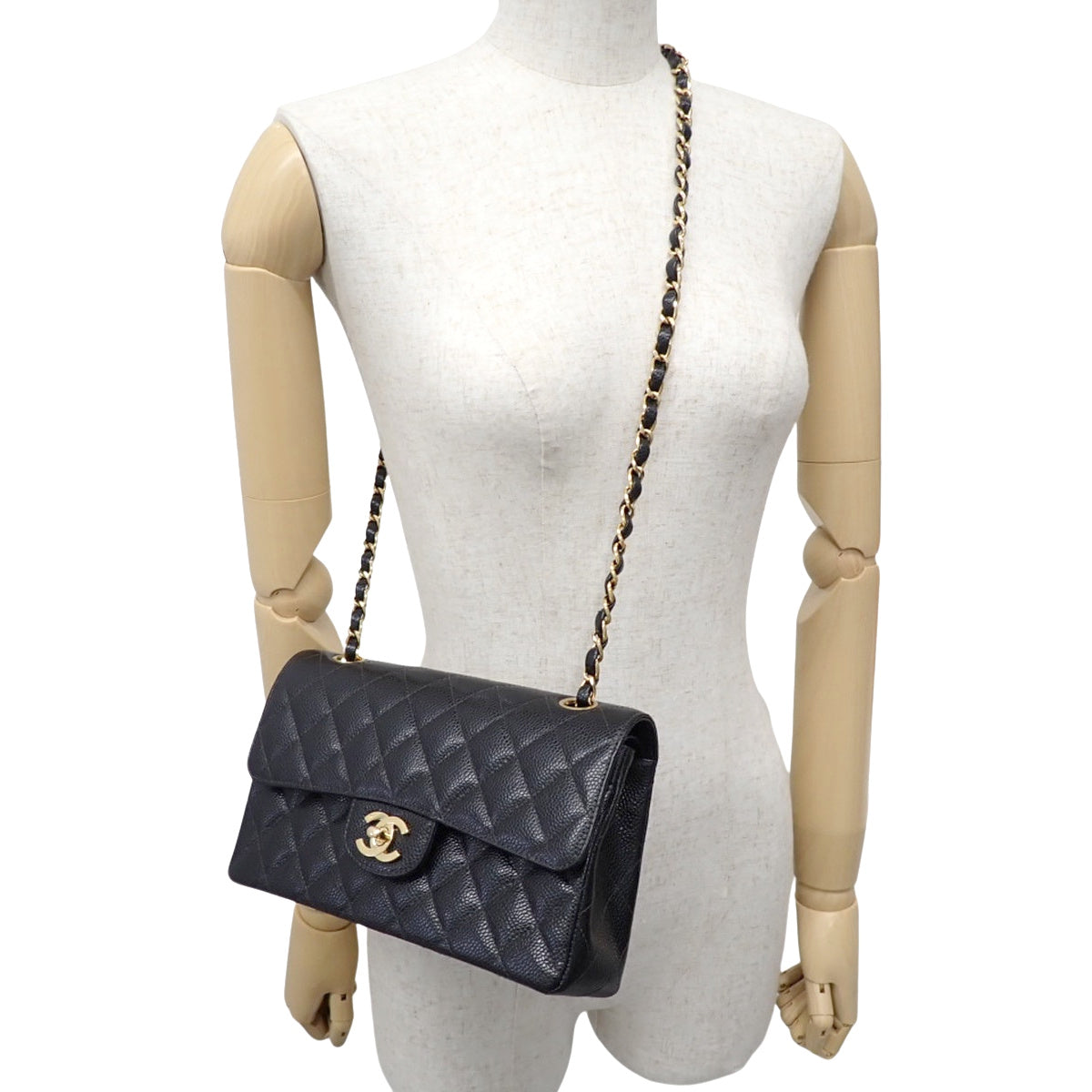 Matelasse Coco Mark W Flap 23 Chain Shoulder Bag in Caviar Skin