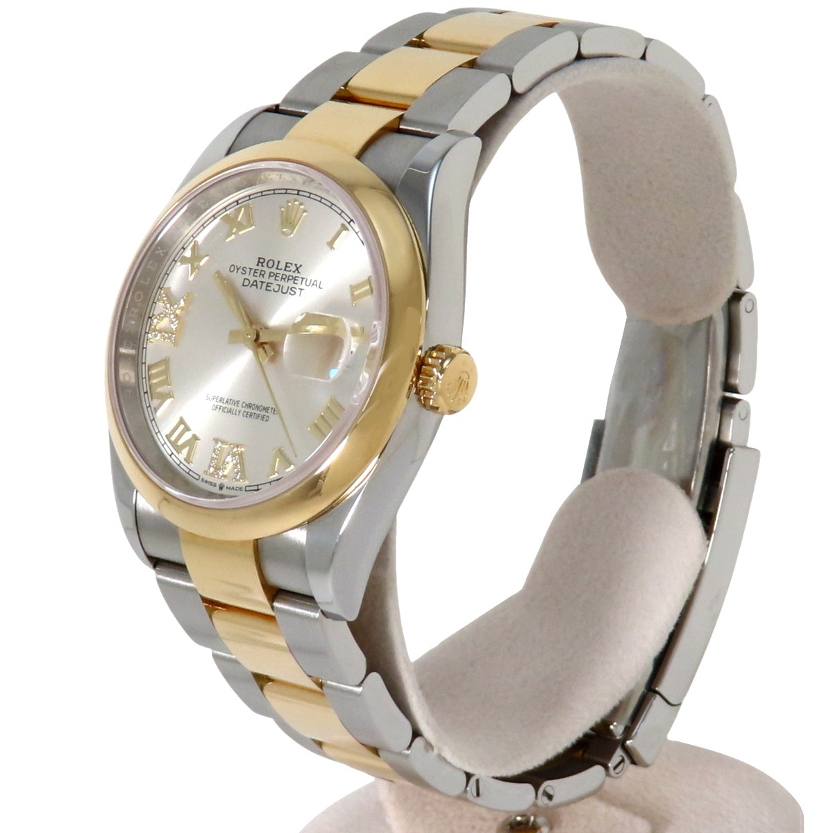 126203 Datejust 36 YG/SS, random serial number, automatic winding, silver dial with VI and IX diamond hour markers.