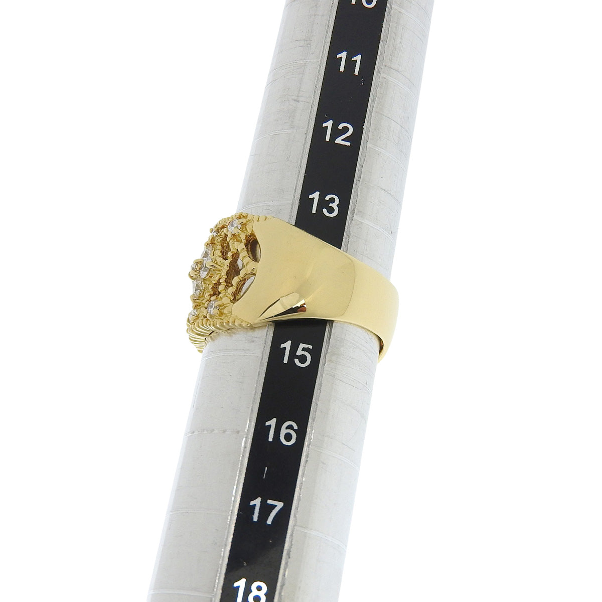 Diamond ring, 0.88 carats, 18K yellow gold.