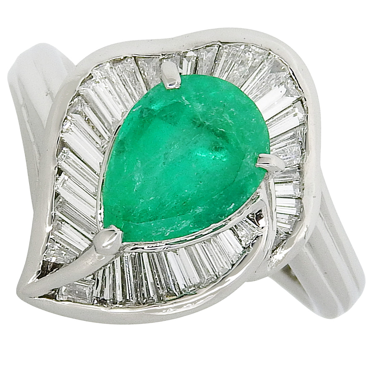 Emerald and Diamond Ring, E1.59/D1.00, Pt900 Platinum, Leaf Motif, Teardrop.