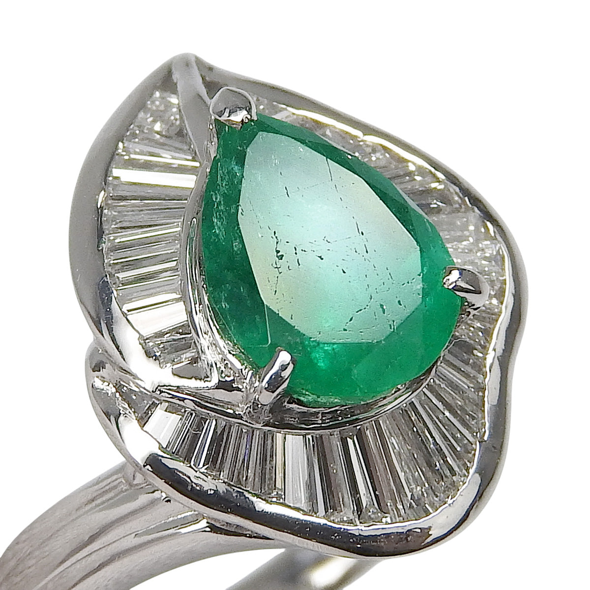 祖母绿钻石戒指 E1.59/D1.00 Pt900铂金 叶子造型 水滴形