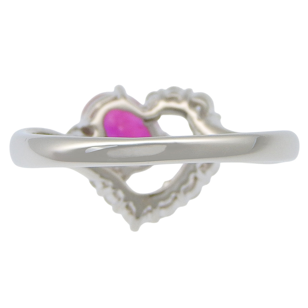 Ruby and Diamond Ring: 1.22 carats of rubies, 0.35 carats of diamonds, 900 platinum.