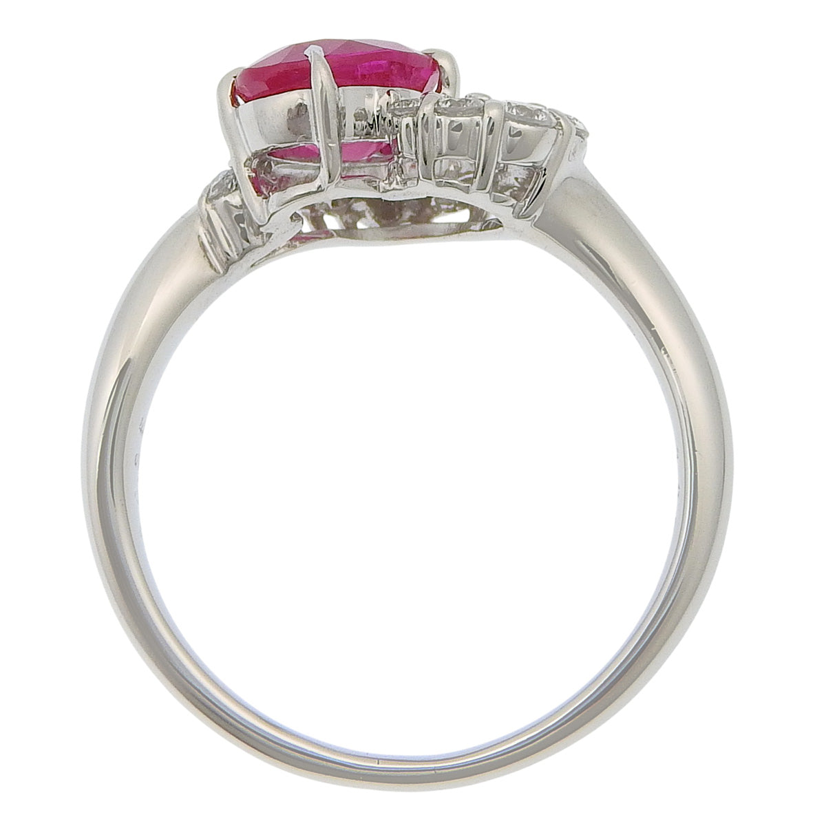 Ruby and Diamond Ring: 1.22 carats of rubies, 0.35 carats of diamonds, 900 platinum.