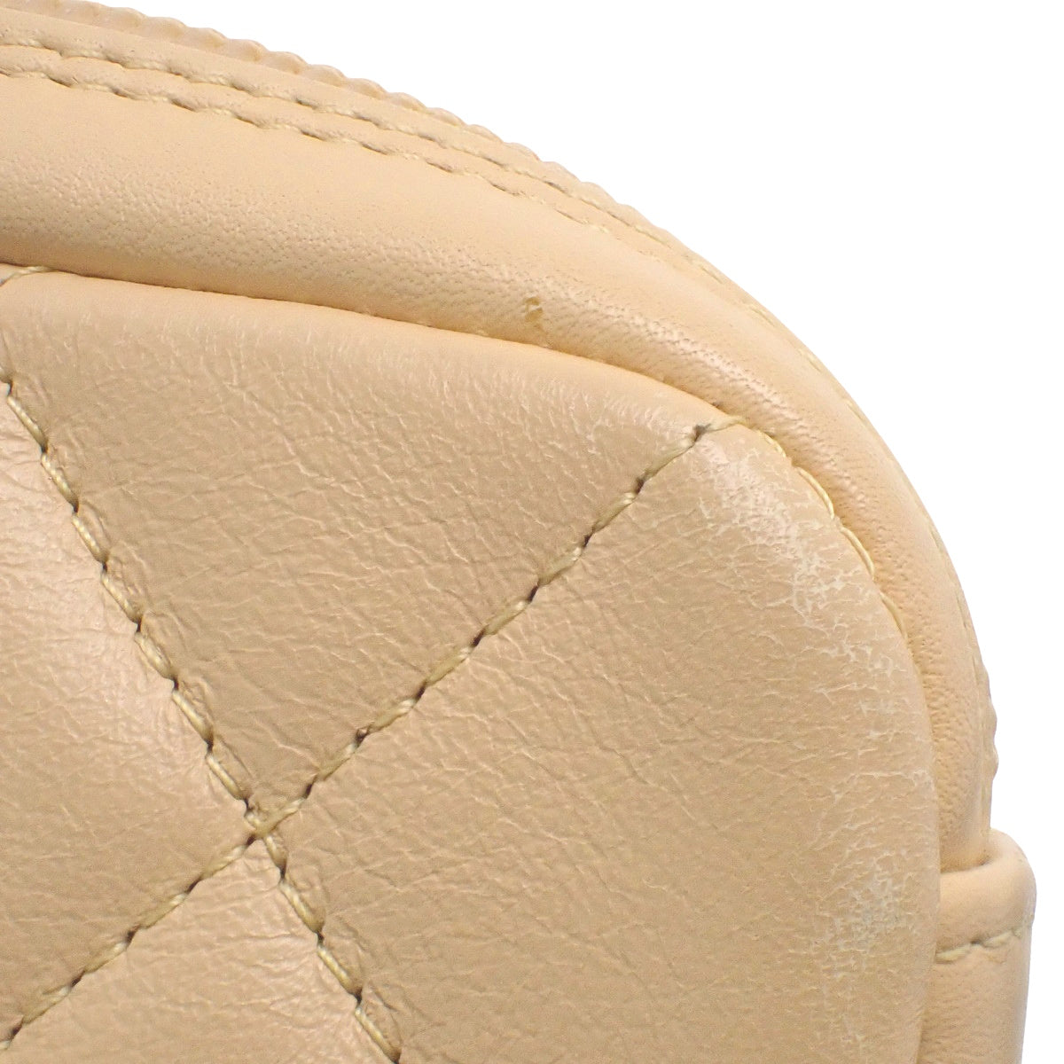 Cambon Line Matelasse Coco Mark 手提包,米色和黑色羊皮 A25175