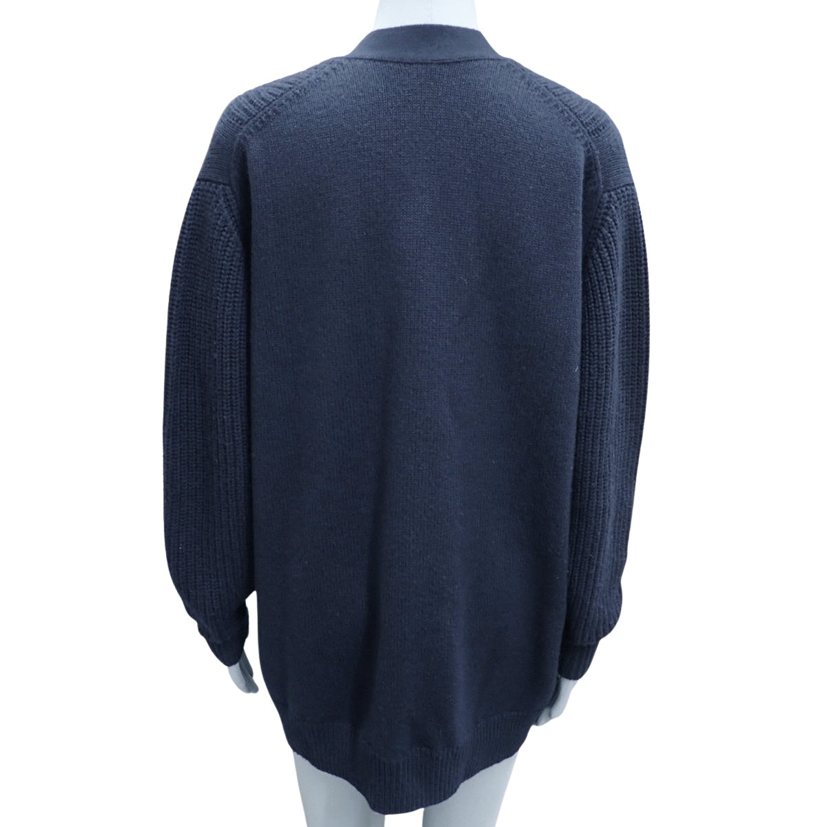 2023款纽扣开衫,34码,长袖