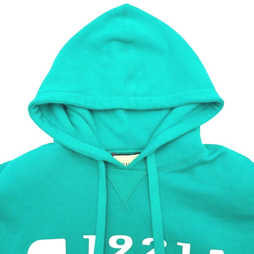 Short-length hoodie with shoulder pads, size M, 2022, pullover hoodie