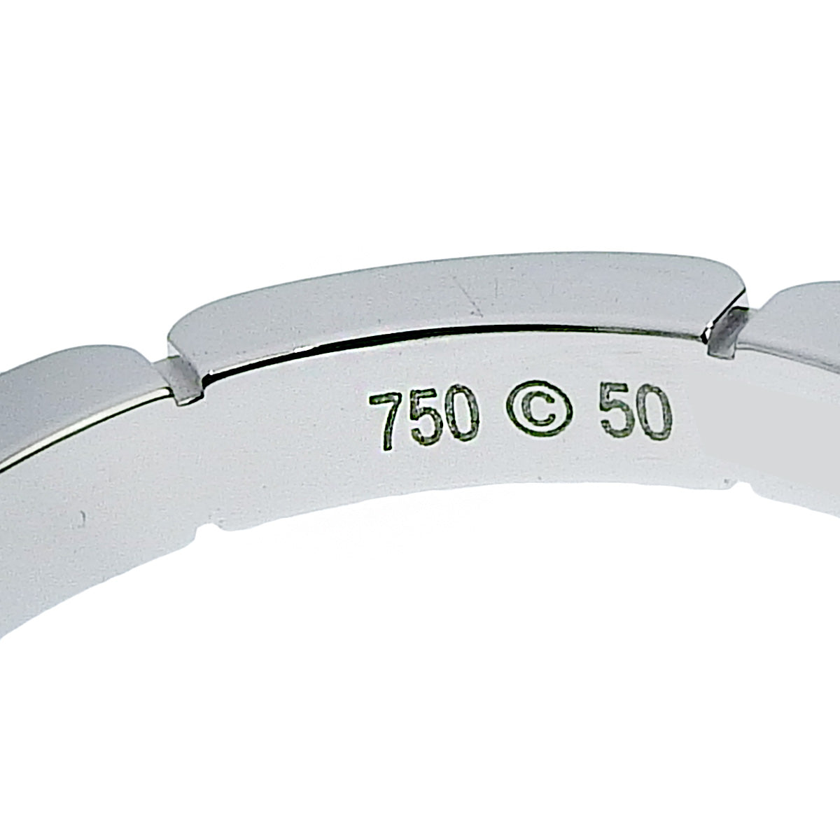 Maillon Panthère Ring in 18K White Gold