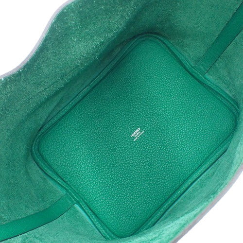 Picotin Lock 中号,Taurillon Clemence 皮革,钯金配件,翠绿色,U 形印章