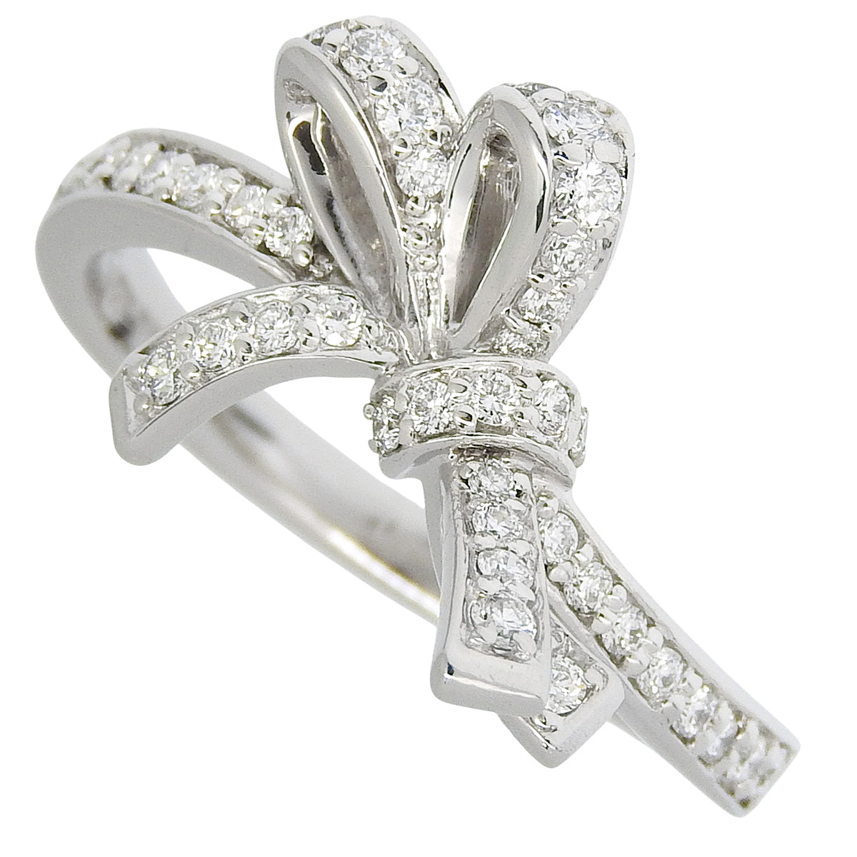 Diamond Ribbon Ring, 0.459 carats, 18K White Gold