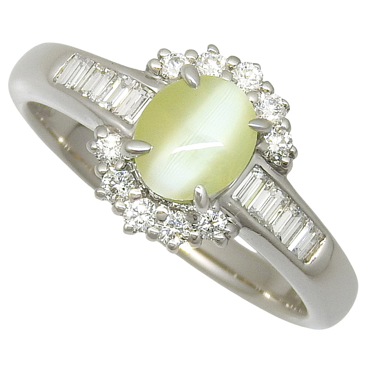 Cat's Eye Diamond Ring, CE 1.35ct / D 0.50ct, Pt900 Platinum