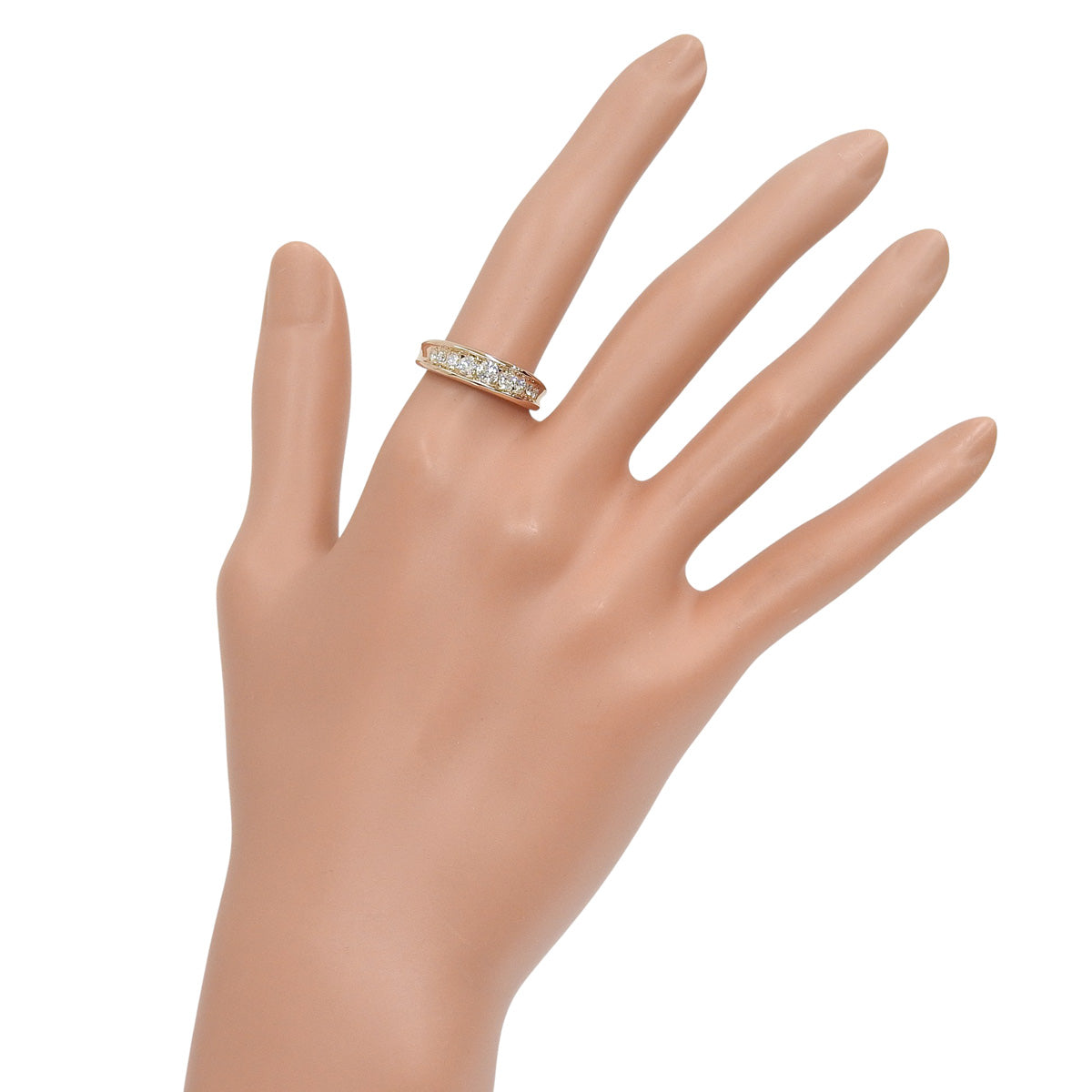 Diamond ring, 0.50 carats, 18K pink gold.