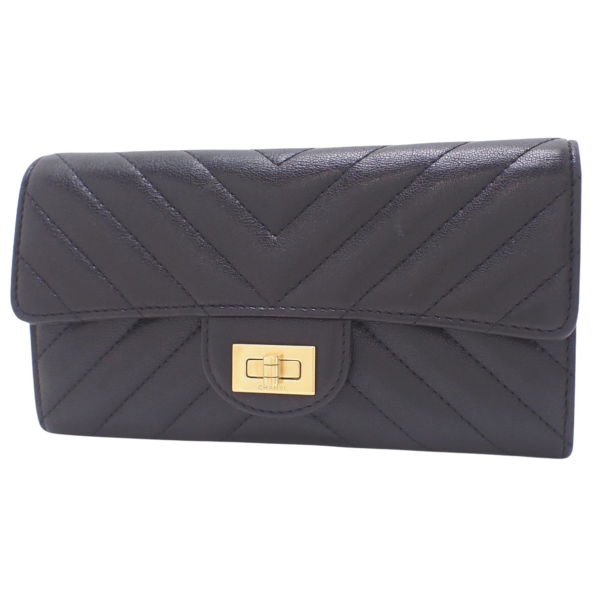 2.55/Chevron Long Flap Wallet in V-Stitch Lambskin