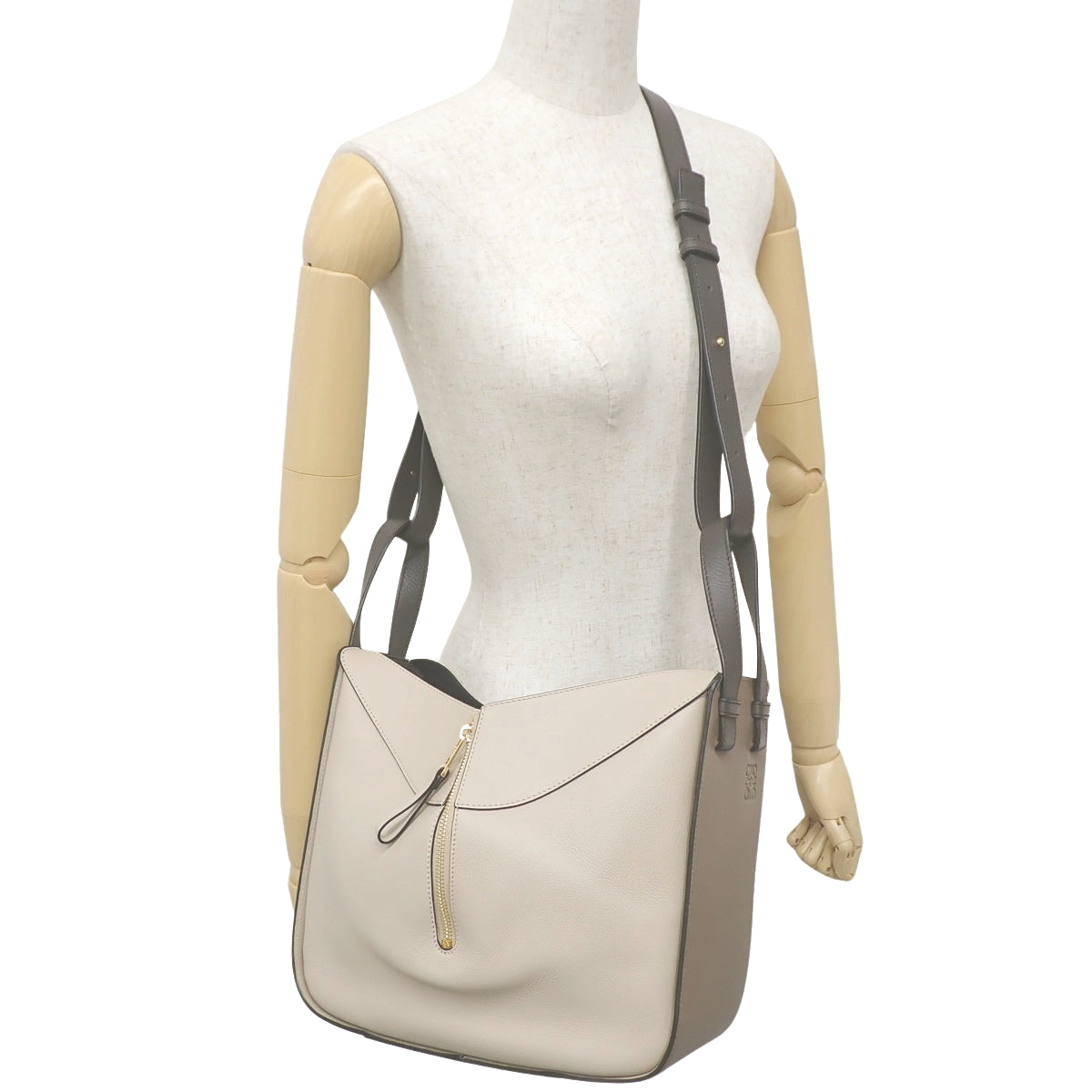 Hammock Small Bag in Classic Calfskin