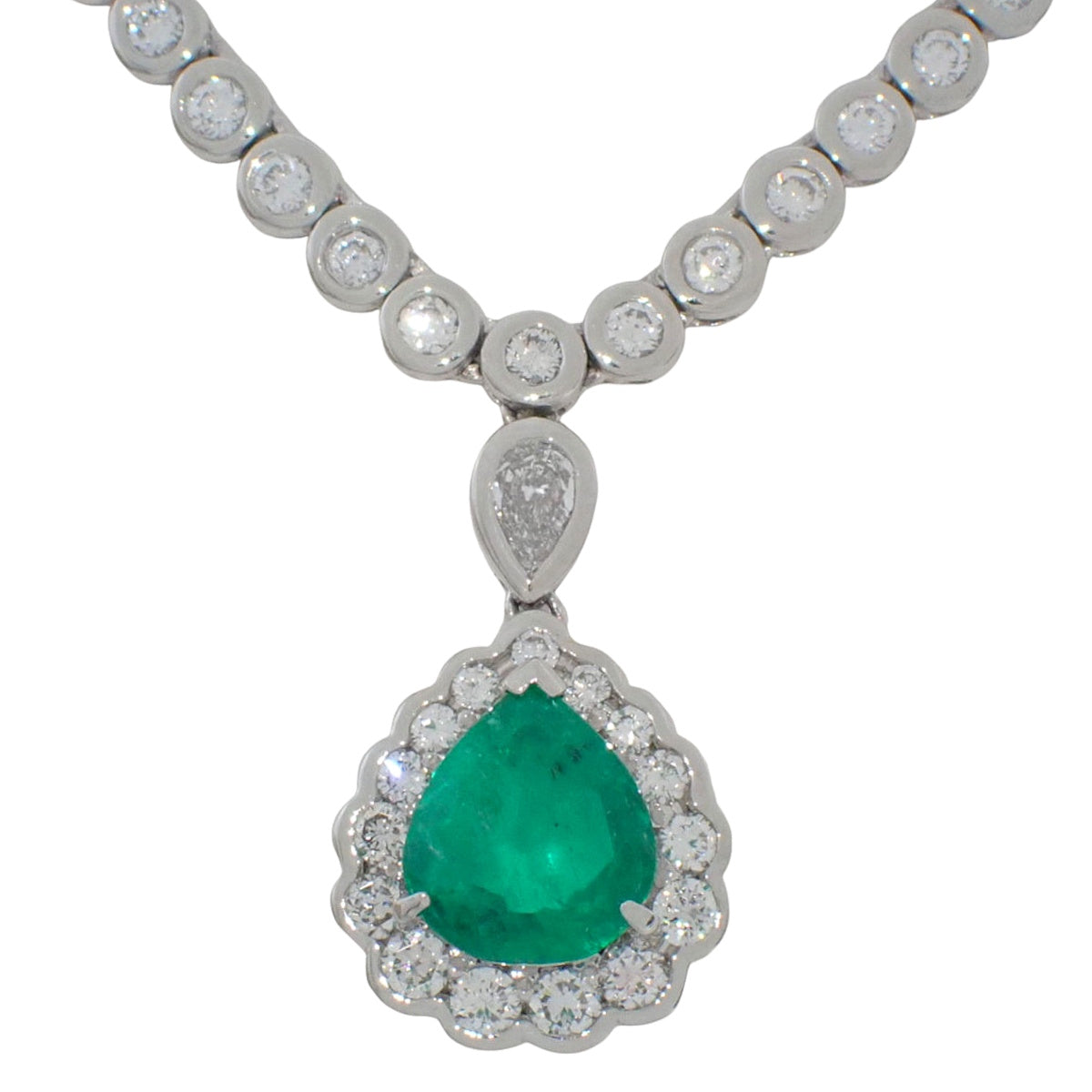 Diamond and emerald necklace, E1.85/D2.03,0.49,0.14, platinum Pt900, 32.7g