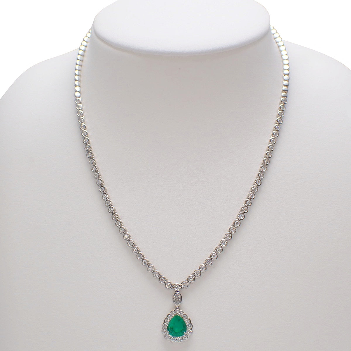 ダイヤ エメラルド ネックレス E1.85/D2.03,0.49,0.14 プラチナ Pt900 32.7g