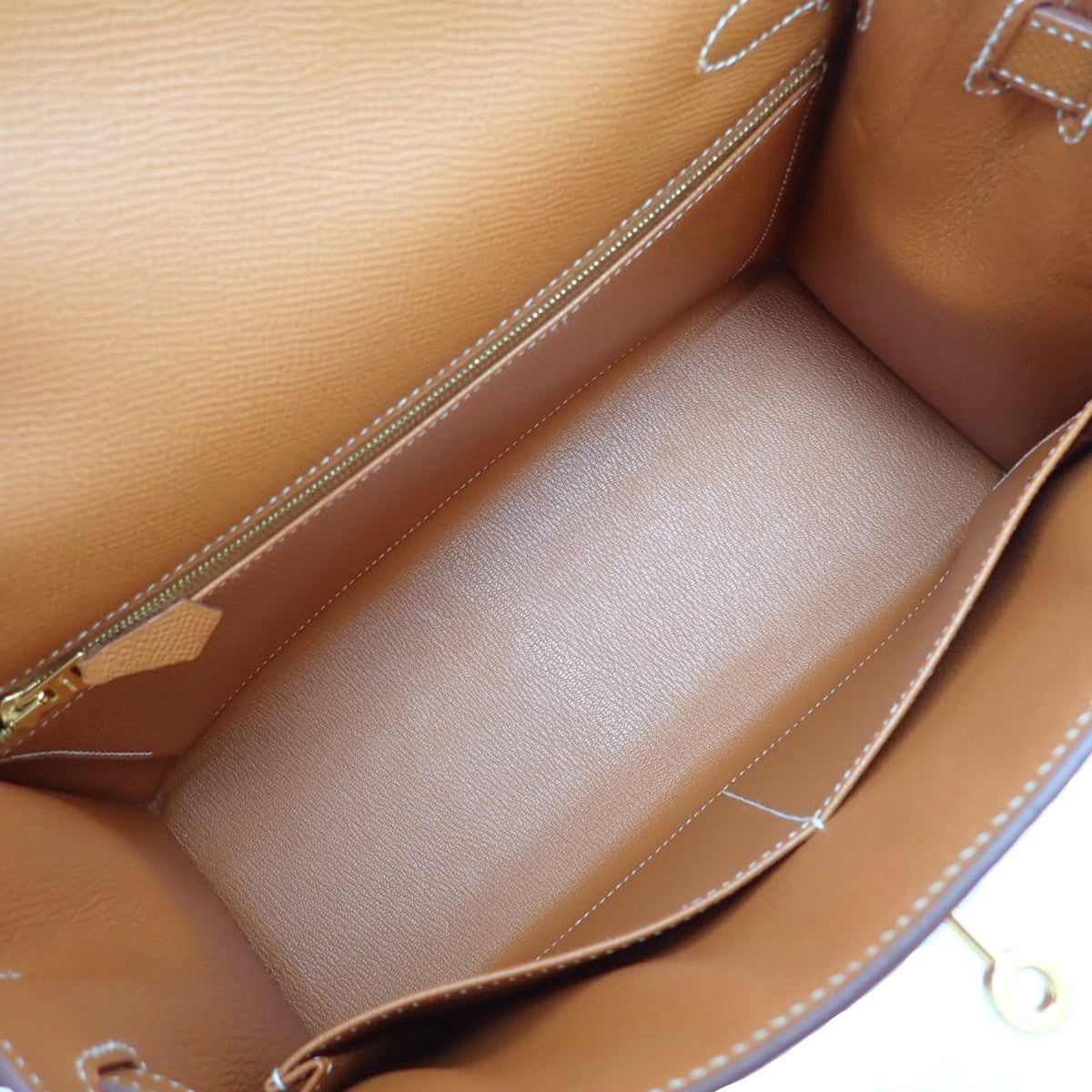 Kelly 28 (Outside Stitching) Veau Epsom Gold D Stamp