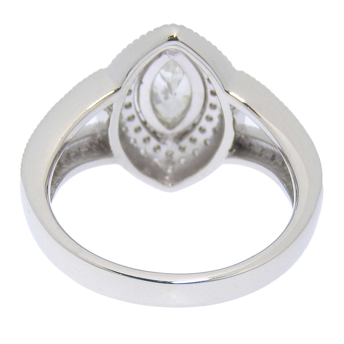 Marquise-cut diamond ring, 0.409 carats, 0.60 carats, platinum (Pt900)