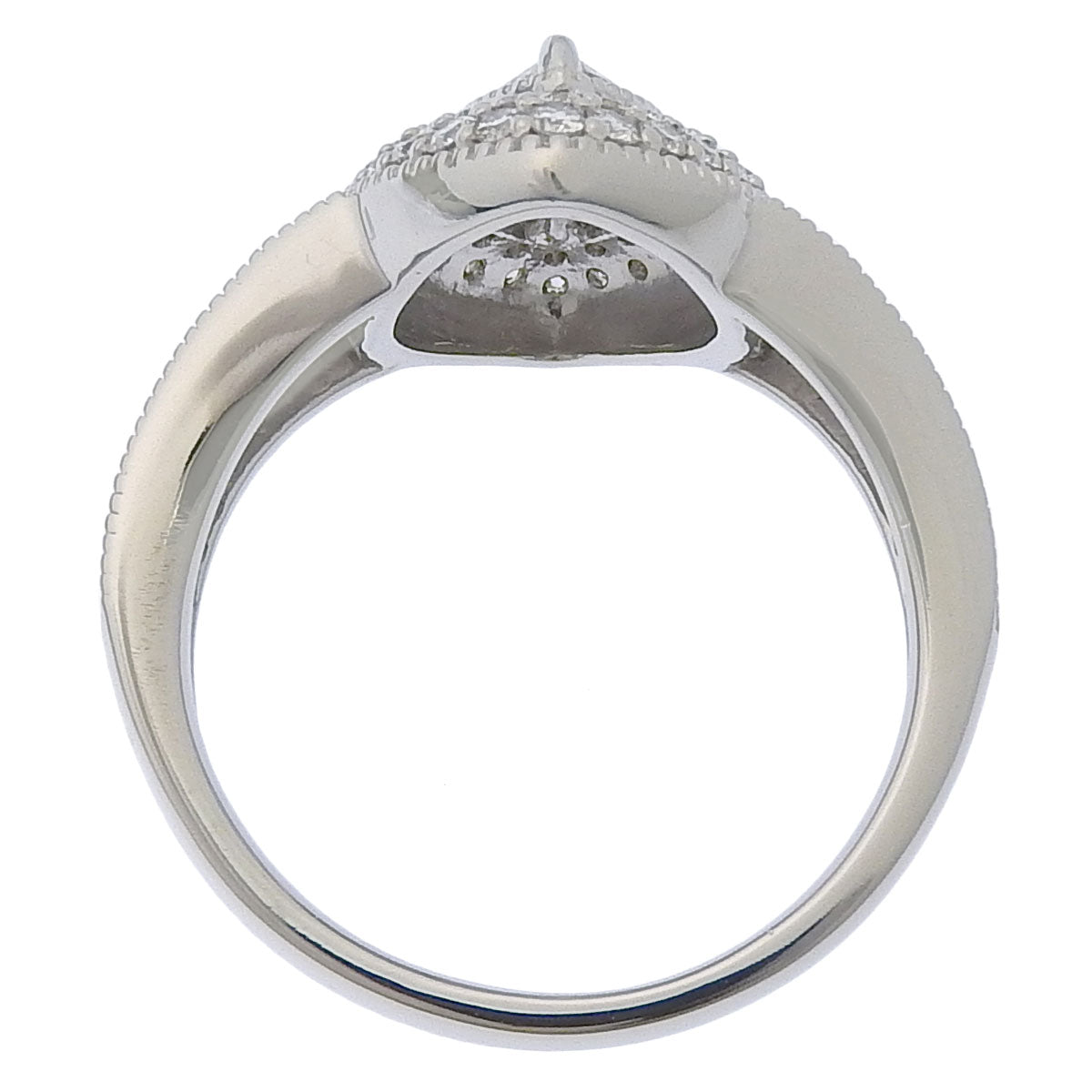 Marquise-cut diamond ring, 0.409 carats, 0.60 carats, platinum (Pt900)