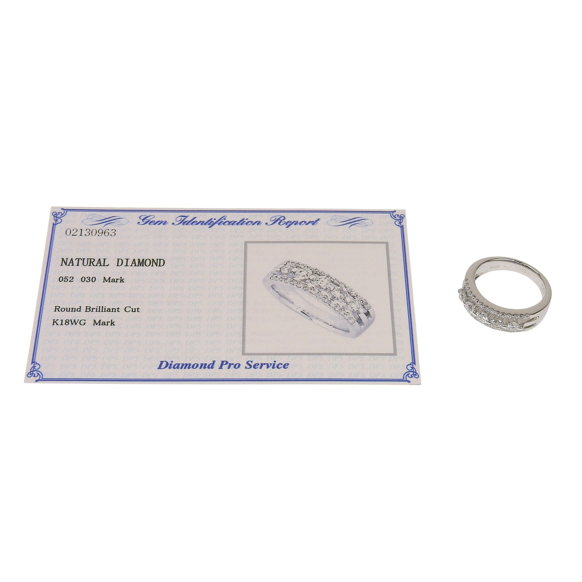 Diamond ring, 0.52 carats, 0.30 carats, 18K white gold.