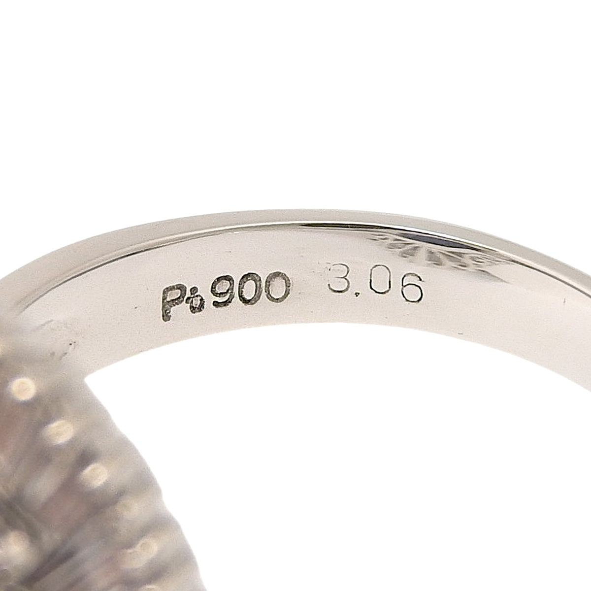 Sapphire and Diamond Ring, Sapphire 3.06ct, Diamond 0.83ct, Platinum 900.